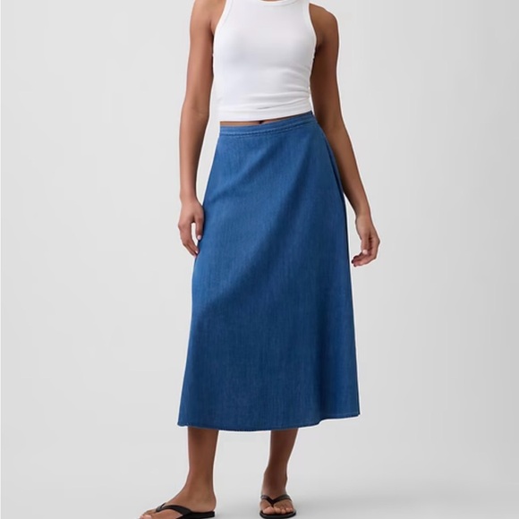 GAP A-Line Blue Denim Skirt - Picture 3 of 10